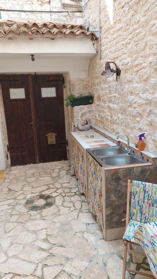 Studio With Garden In Rovinj Exterior foto