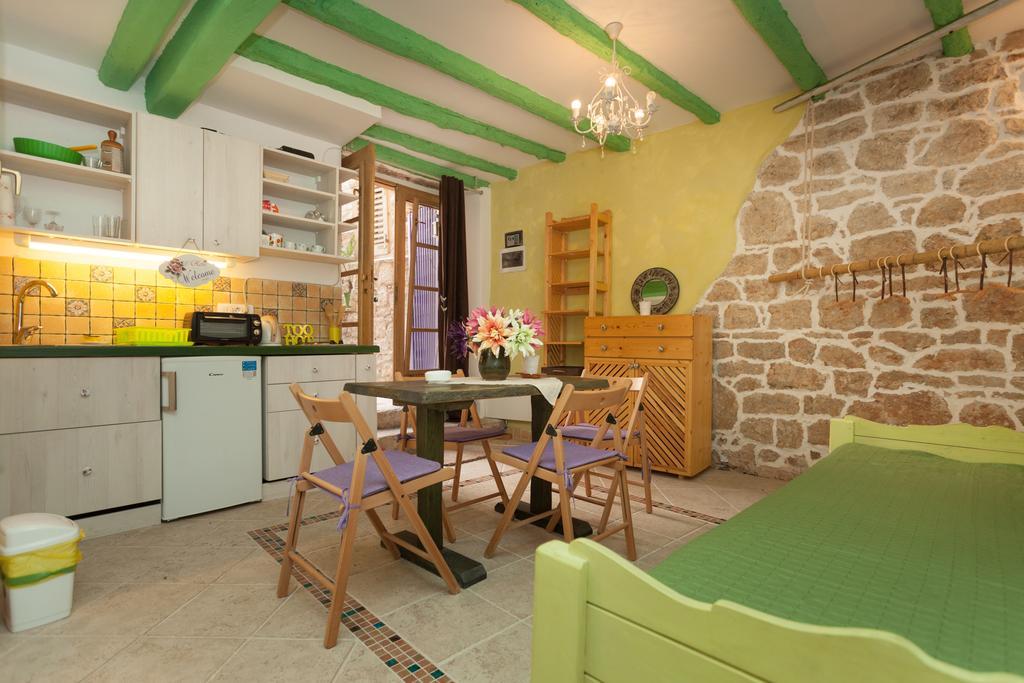 Studio With Garden In Rovinj Exterior foto